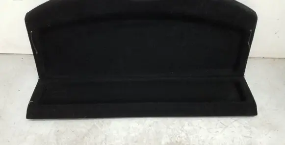 Parcel shelf