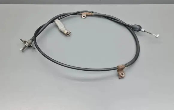 Handbrake/parking brake wiring cable