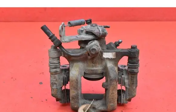 Opel Mokka Rear brake caliper 
