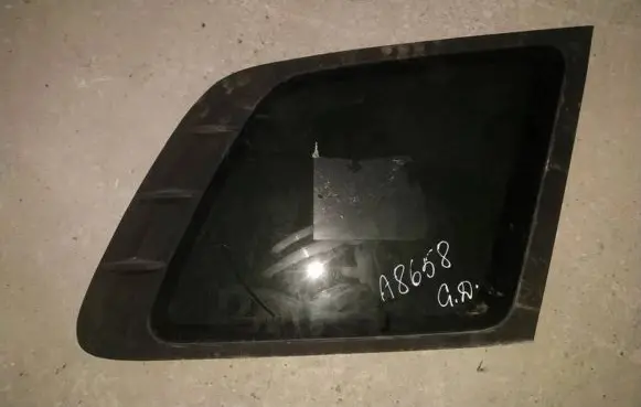Hyundai Santa Fe Rear side window