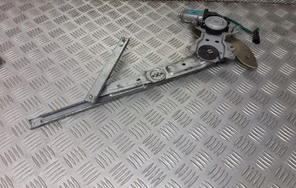 KIA Carens II Rear door window regulator with motor XH504P0