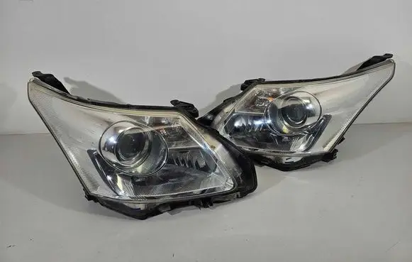 Toyota Avensis T270 Headlights/headlamps set 103419012992