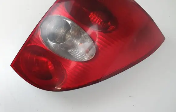 Renault Laguna II Rear/tail lights 8200002472