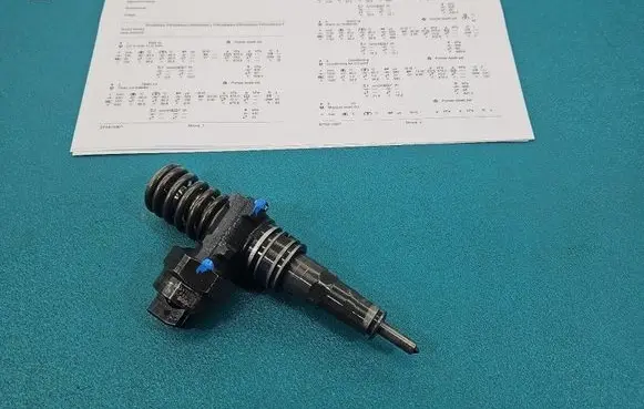 Volkswagen PASSAT B5.5 Fuel injector 0414720015 IMPRK1593888
