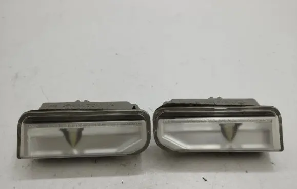 Lexus IS 220D-250-350 Number plate light 5344