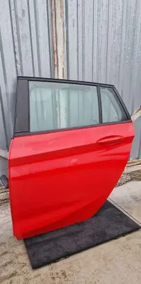 Opel Astra K Rear door