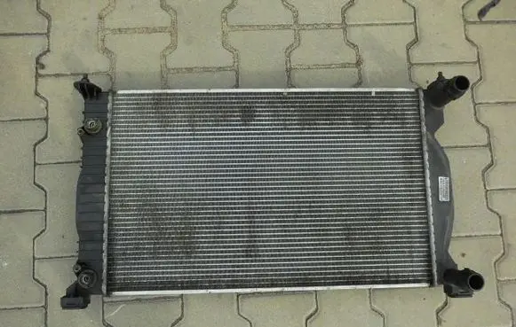 Audi A4 S4 B7 8E 8H Intercooler radiator 8E0121251AE