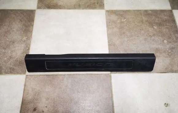 Ford Fusion II Side skirt front trim DS73F13200A DS73F13200