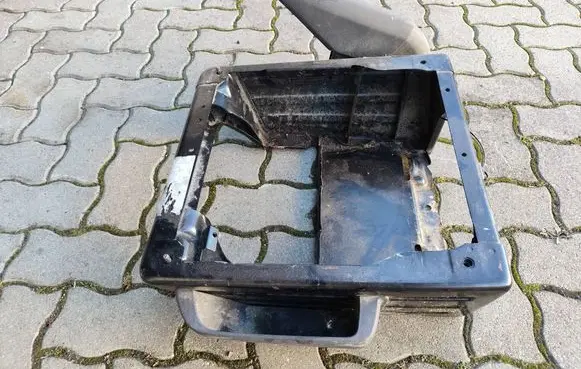 Volkswagen Multivan T5 Driver seat console base 167208