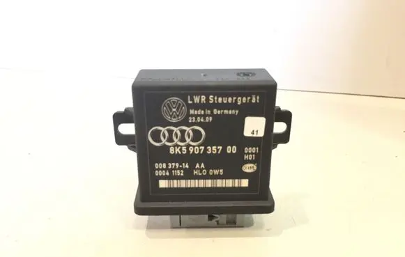 Audi A5 8T 8F Light module LCM 8K590735700
