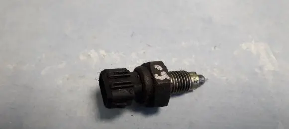 Volkswagen Lupo Reversing light switch sensor 020945415a