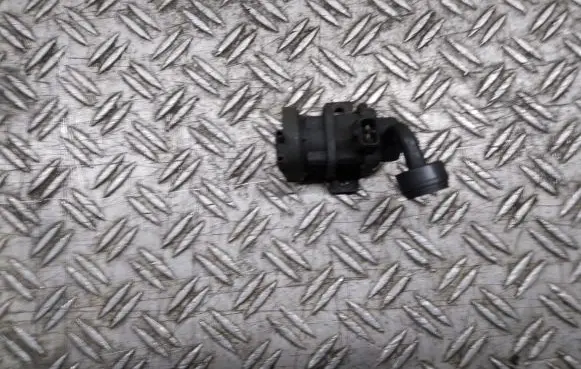 Valve vacuum