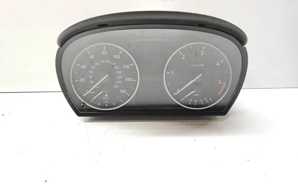 BMW X1 E84 Speedometer (instrument cluster) 9316128