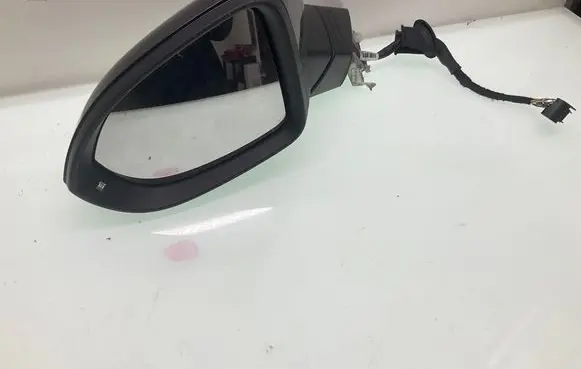 Cupra Born Front door electric wing mirror