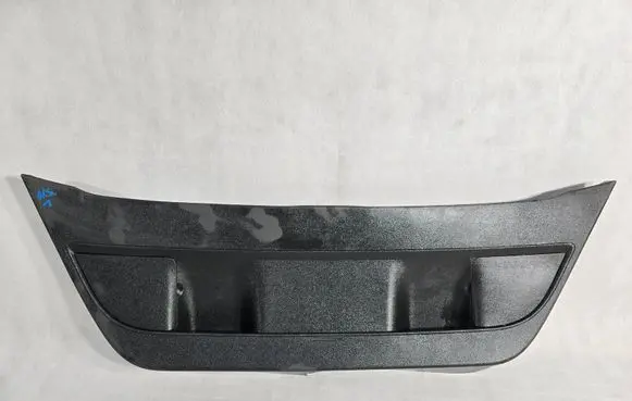 Seat Leon (1P) Tailgate/trunk upper cover trim 1P0867606