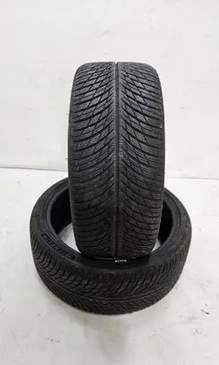 Porsche 911 991 R20 winter tire 2453520