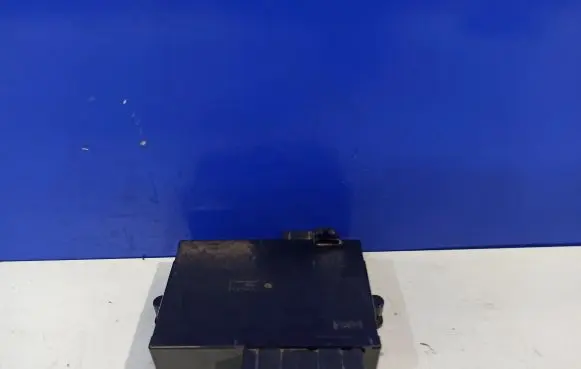 Volvo XC90 Seat control module 8691707