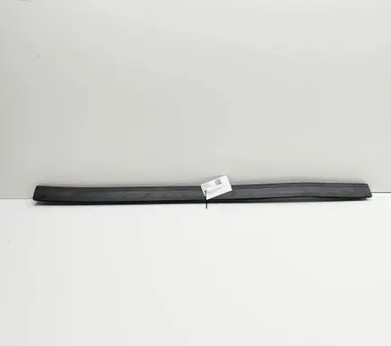 Renault Arkana Engine compartment rubber 668113391R