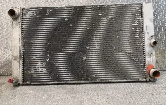 BMW 7 E65 E66 Coolant radiator 2248478