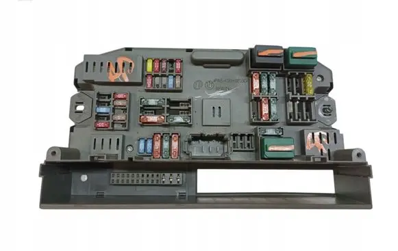 BMW X5 E70 Fuse box set 6976384