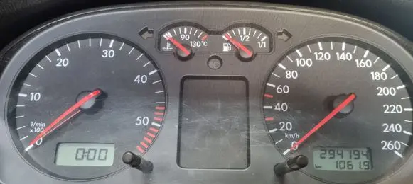 Volkswagen Golf IV Speedometer (instrument cluster) 1J0920806G
