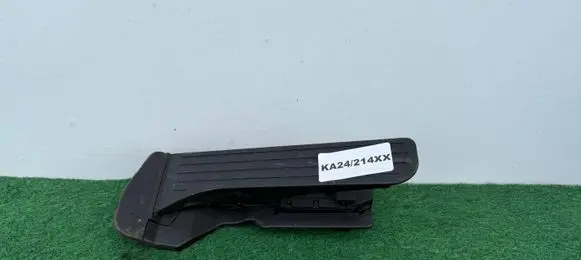 Volkswagen Golf V Accelerator throttle pedal 1K2721503AJ
