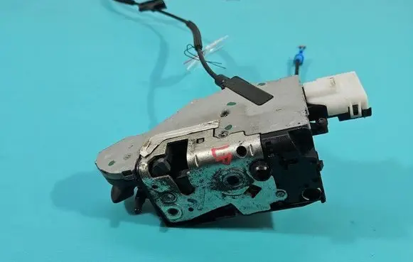 Citroen C4 Grand Picasso Front door lock 24090816 IMPRK1487444