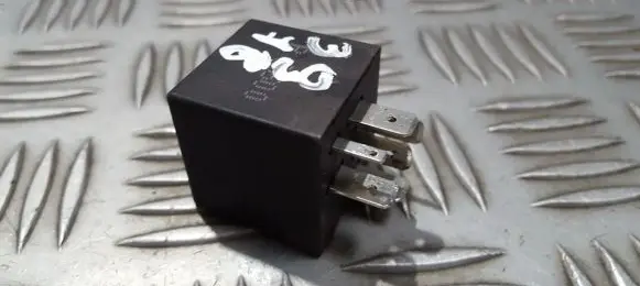 Volkswagen Polo III 6N 6N2 6NF Other relay 191955531 72WV006