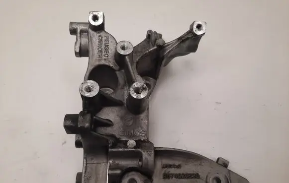 Citroen C4 II Picasso Engine mounting bracket 9674030280 C4003746SE