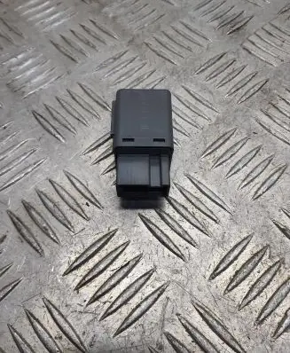 Infiniti Q70 Y51 Other relay 24330C9900