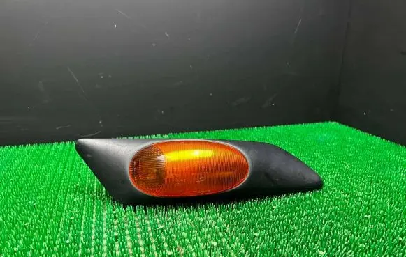 Front indicator light