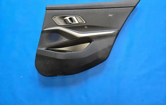 BMW 3 G20 G21 Rear door card panel trim