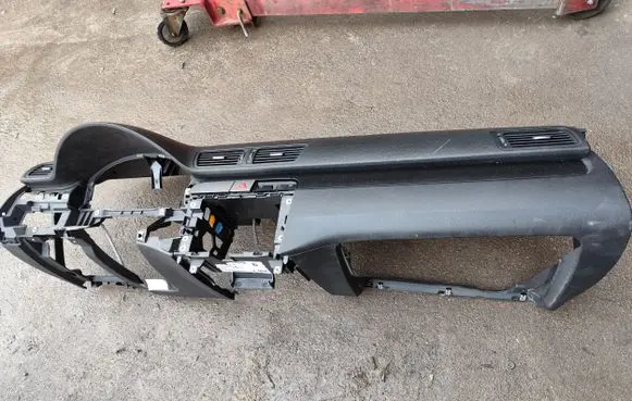 Volkswagen PASSAT B6 Dashboard