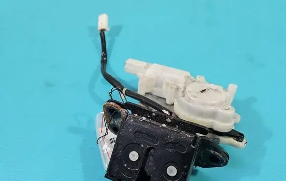 Mazda CX-7 Tailgate/trunk/boot lock/catch/latch IMPRK1463839
