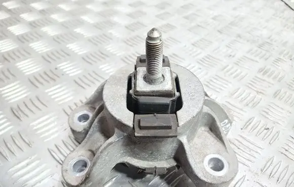 Mini One - Cooper Coupe R56 Gearbox mount 6779806 G2112000 686235