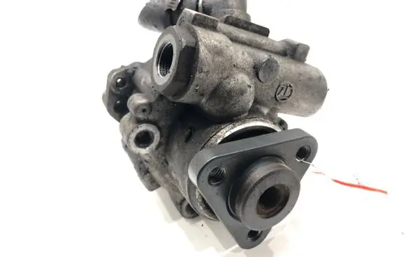 Audi A4 S4 B6 8E 8H Power steering pump 8E0145155