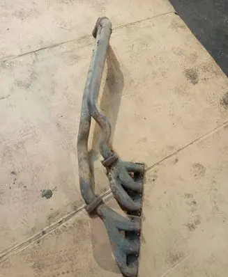 BMW 5 E34 Exhaust manifold 1716730 1716735 1716733