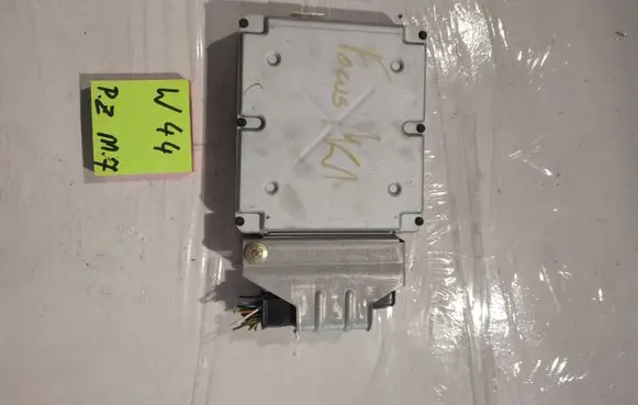 Ford Focus Engine control unit/module ECU 98ABCXA 903171