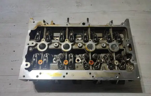 Volkswagen Touran III Other engine part 05E103063F 061120050824