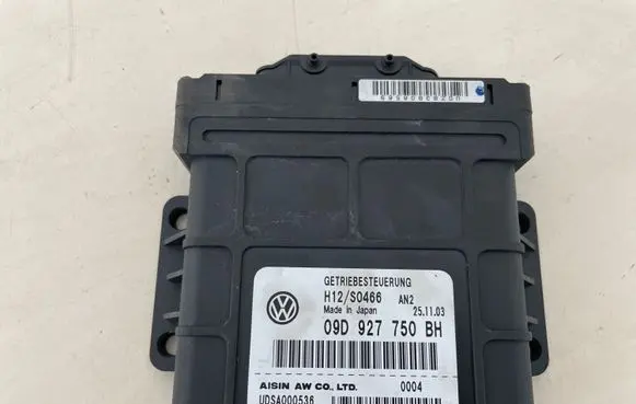 Volkswagen Touareg I Gearbox control unit/module 09D927750BH