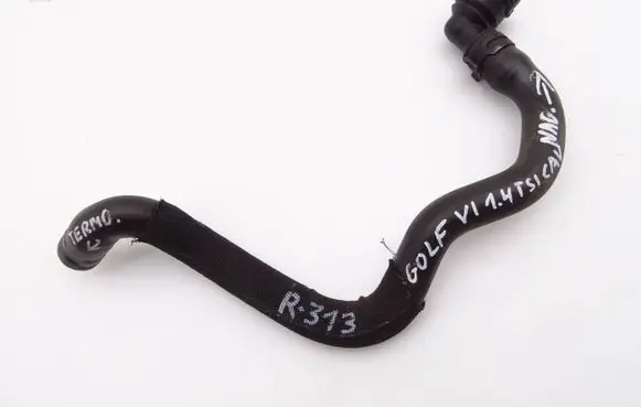 Volkswagen Golf VI Engine coolant pipe/hose 6R0122157J