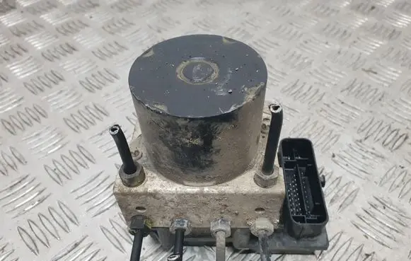 Skoda Fabia Mk1 (6Y) ABS Pump 0265800363 6Q0907379AA