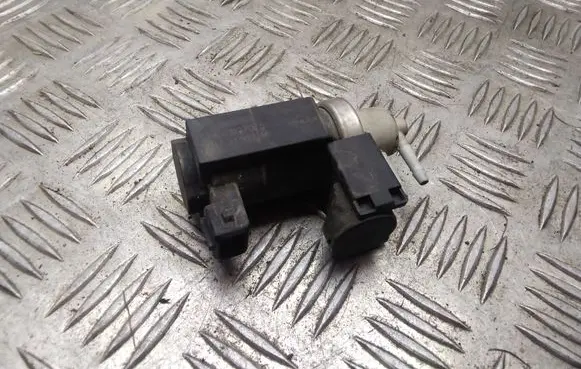 Renault Megane II Turbo solenoid valve 8200270451 72190336