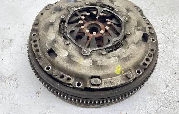 Volkswagen PASSAT B6 Clutch set kit 03G141025E