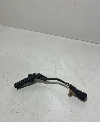 Land Rover Range Rover L322 Crankshaft position sensor 4R806C315AE