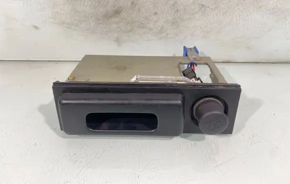 Nissan X-Trail T30 Car ashtray
