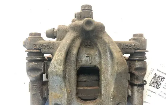 Honda CR-V Rear brake caliper