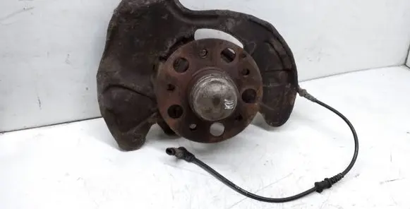 Mercedes-Benz C W203 Front wheel hub spindle knuckle