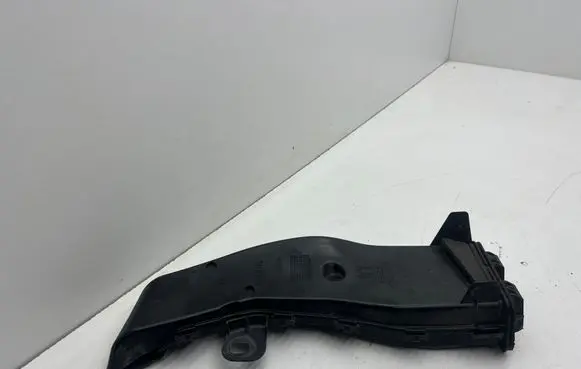 Mercedes-Benz C W205 Rain gutter A2058320184