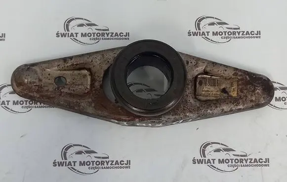 BMW 1 E81 E87 Clutch release arm fork 7564026